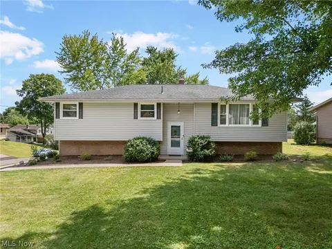 2825 Chadwick St NW, Massillon, OH 44646