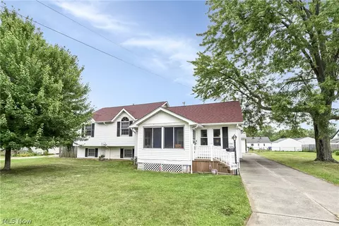 1341 E 345th St, Eastlake, OH 44095