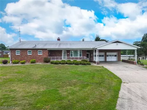 384 Old Turnpike Rd, Parkersburg, WV 26104