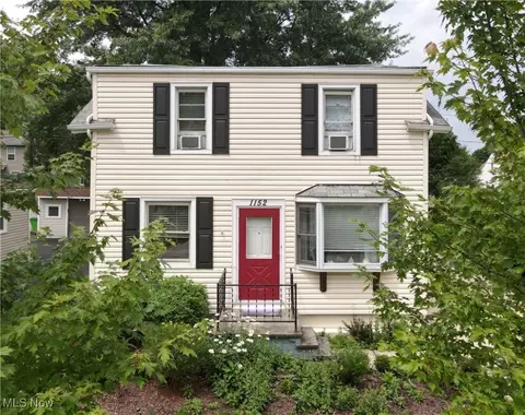 1152 Orchard Heights Dr, Mayfield Heights, OH 44124