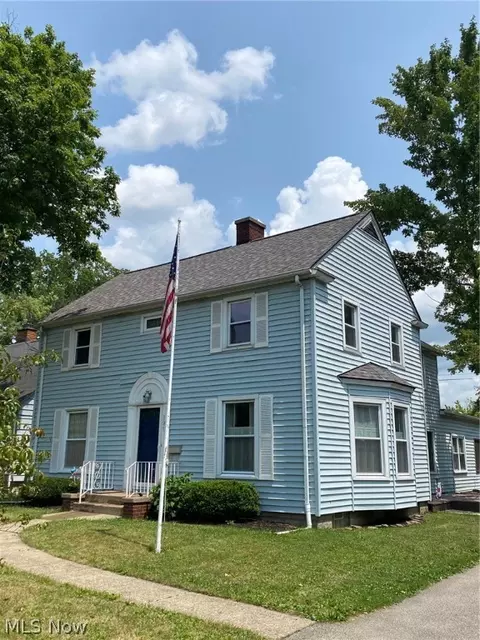191 Perkinswood Blvd SE, Warren, OH 44483