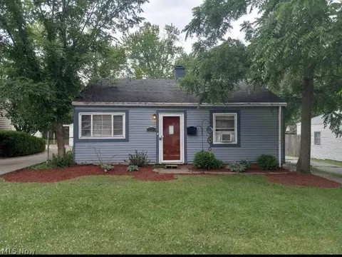 620 W Glendale St, Bedford, OH 44146