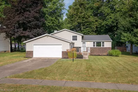 5063 Creekside Blvd, Brunswick, OH 44212