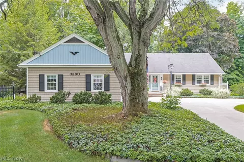 3280 Fairhill Dr, Rocky River, OH 44116