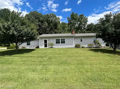 109 Delray Dr, Marietta, OH 45750