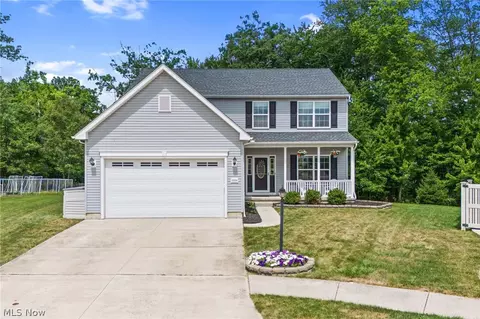 10254 Redbud Dr, Aurora, OH 44202