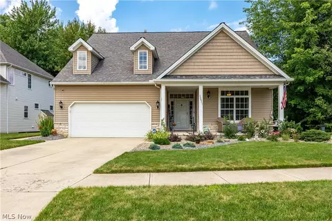 32831 Sorrento Ln, Avon Lake, OH 44012