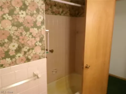 5545 Trinity Ave NE, Canton, OH 44721 photo 14