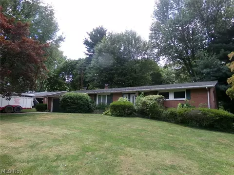 5545 Trinity Ave NE, Canton, OH 44721