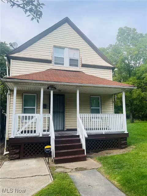 9705 Orleans Ave, Cleveland, OH 44105