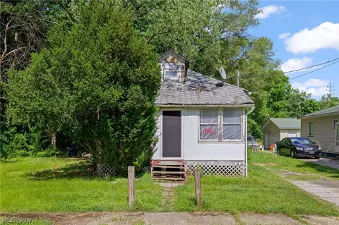 1179 Cordova Ave, Akron, OH 44320