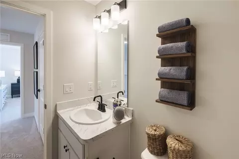 Bath - 4339 Beech Ave, Perry, OH 44081 photo 2 of 5