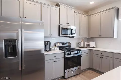 Kitchen - 4339 Beech Ave, Perry, OH 44081 photo 3 of 8