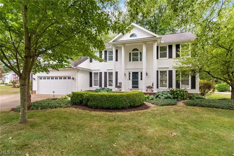 1340 Cherry Wood Way, Uniontown, OH 44685