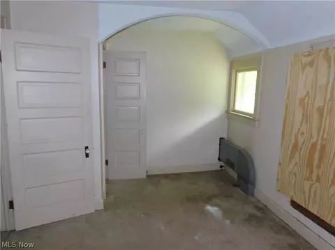 Bedroom - 4031 S Ridge Rd E, Ashtabula, OH 44004 photo 2 of 4
