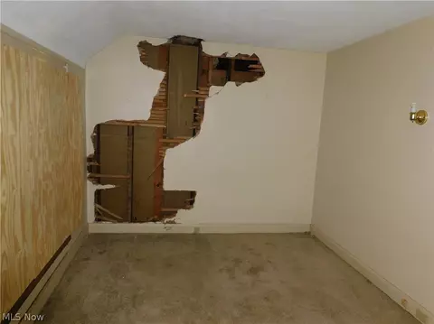 Bedroom - 4031 S Ridge Rd E, Ashtabula, OH 44004 photo 3 of 4