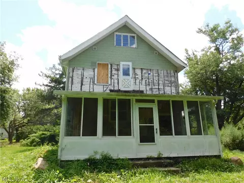 Exterior - 4031 S Ridge Rd E, Ashtabula, OH 44004 photo 2 of 6