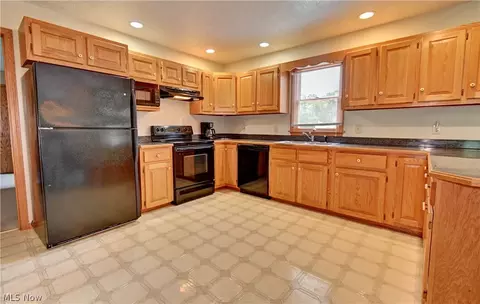 3318 Simpson Rd, Dennison, OH 44621 photo 12