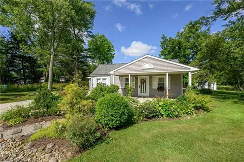 3246 Easton Rd, Norton, OH 44203