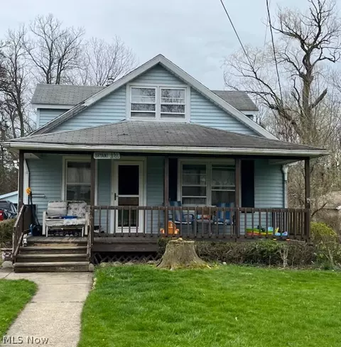651 Archer Rd, Bedford, OH 44146