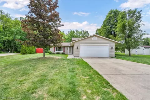 34123 Gem Cir, North Ridgeville, OH 44039