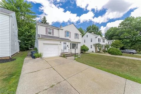 23507 E Silsby Rd, Beachwood, OH 44122