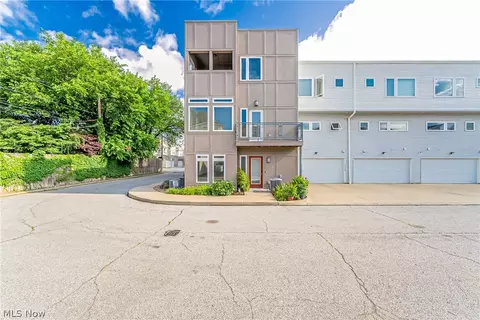 7528 Beach, Cleveland, OH 44102