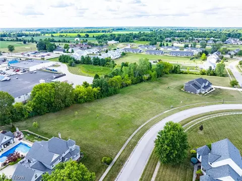 555 Appomattox Ct, Lagrange, OH 44050 photo 3