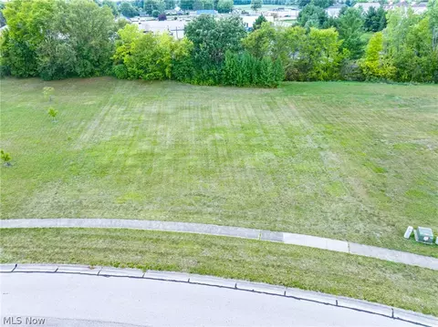 555 Appomattox Ct, Lagrange, OH 44050