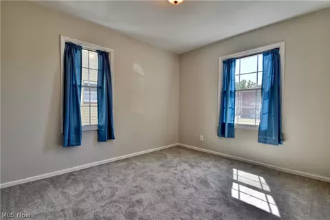 891 E 223rd St, Euclid, OH 44123 photo 16