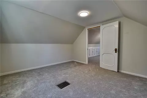 891 E 223rd St, Euclid, OH 44123 photo 17