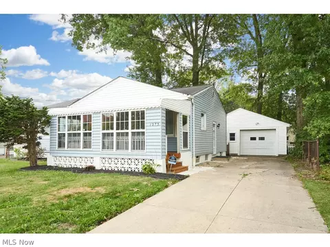 1273 Ada St, Akron, OH 44306