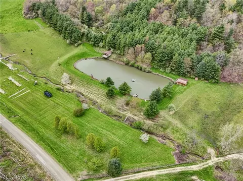 Allgyer Road Se, Gnadenhutten, OH 44629