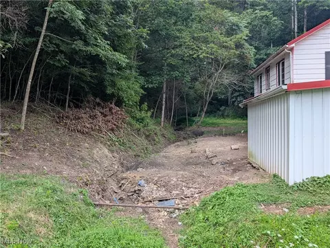 19088 S Calhoun Hwy, Orma, WV 25268 photo 3