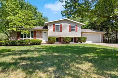 12846 Troyer Ave NW, Uniontown, OH 44685