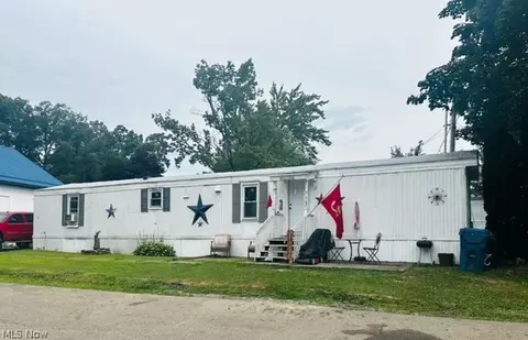 240 Millborne Rd #2, Orrville, OH 44667