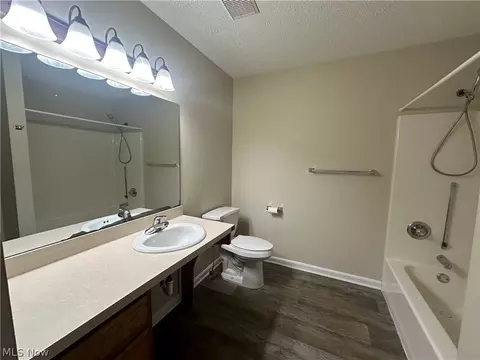 Bath - 9060 Maple Grove Rd, Windham, OH 44288 photo 2 of 2