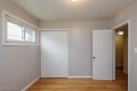 Bedroom - 1246 Clifton Ave, Akron, OH 44310 photo 2 of 6