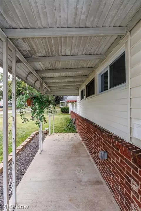 Exterior - 1246 Clifton Ave, Akron, OH 44310 photo 1 of 7
