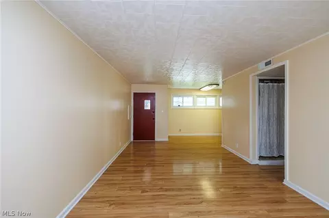 Living - 1246 Clifton Ave, Akron, OH 44310 photo 1 of 2