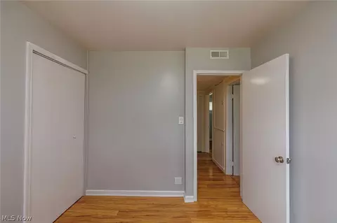 Bedroom - 1246 Clifton Ave, Akron, OH 44310 photo 6 of 6