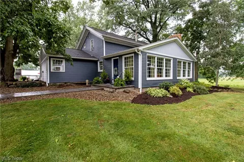 244 Pine St, Creston, OH 44217 photo 1