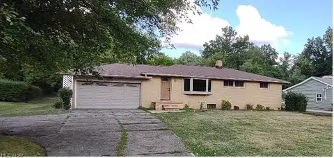 11633 State Rd, North Royalton, OH 44133