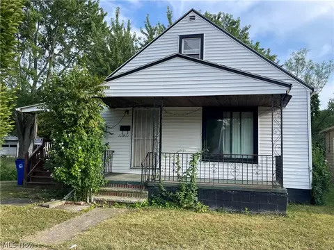12801 Leeila Ave, Cleveland, OH 44135