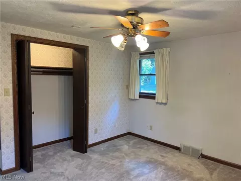 Bedroom - 2430 Midvale Rd NW, Canton, OH 44708 photo 7 of 12
