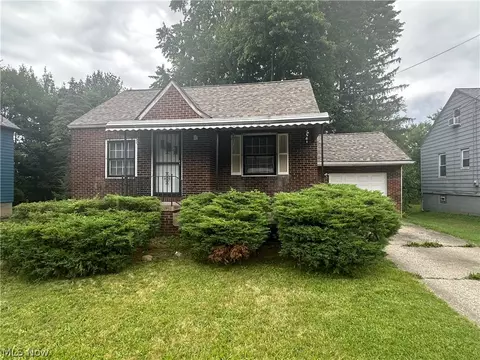 225 N Maryland Ave, Youngstown, OH 44509