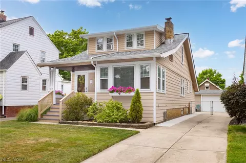 4120 W 158th St, Cleveland, OH 44135