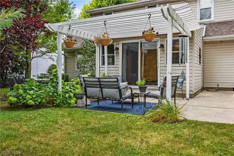Exterior - 822 Seneca Ave, Huron, OH 44839 photo 6 of 7