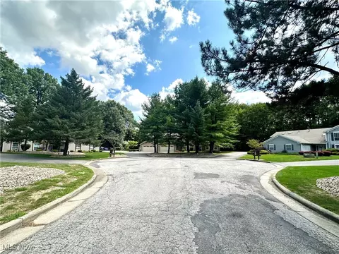 1320 Fox Run Dr, Boardman, OH 44512 photo 41