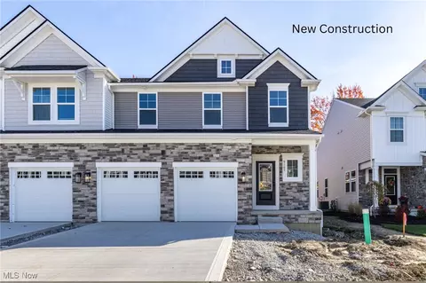 9165 Ledge View Ter, Broadview Heights, OH 44147